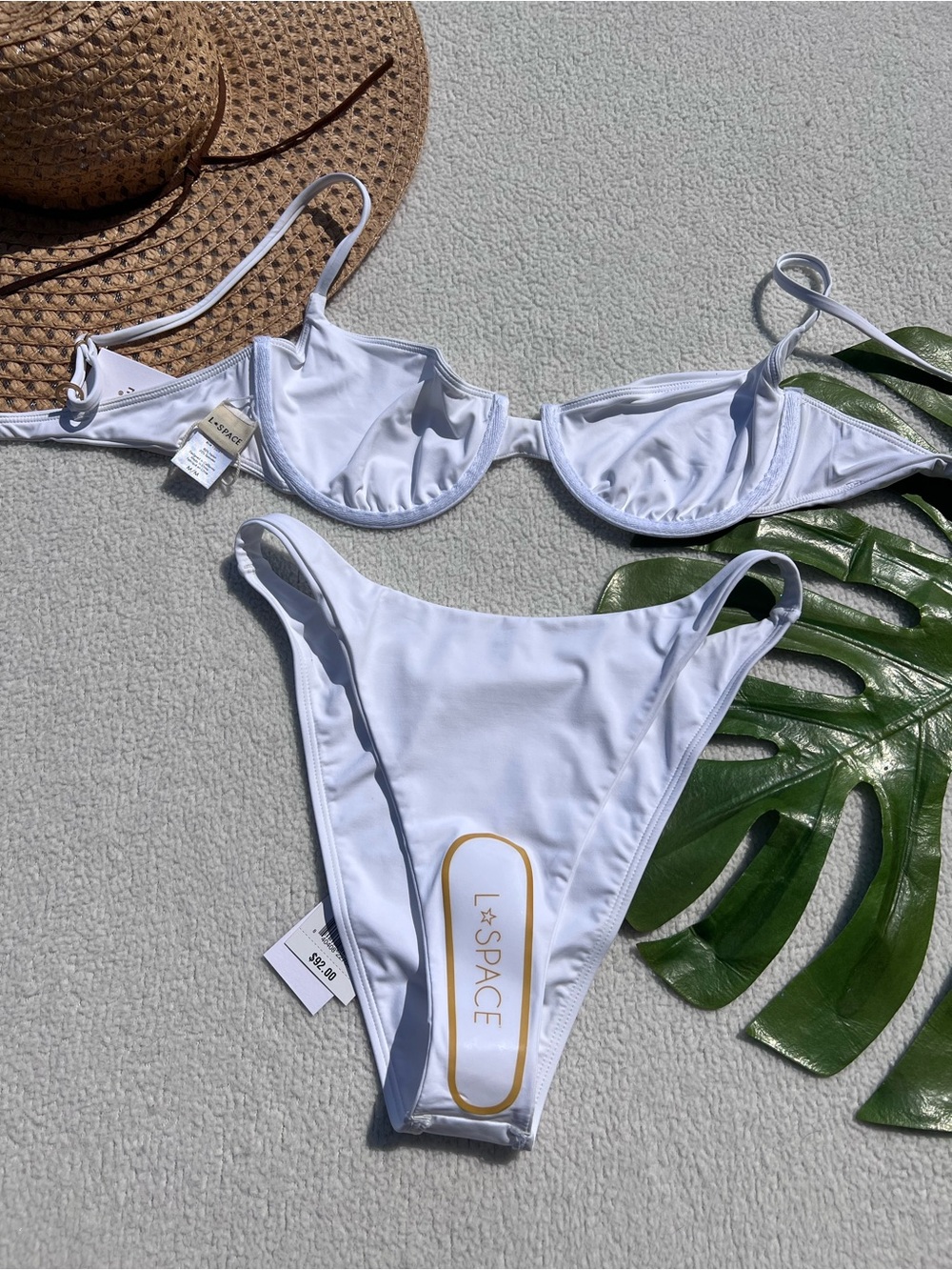 L*Space Belle Bikini Top + Leilani Bitsy Bottom Set White Rose Trim NWT Medium - Picture 6 of 10